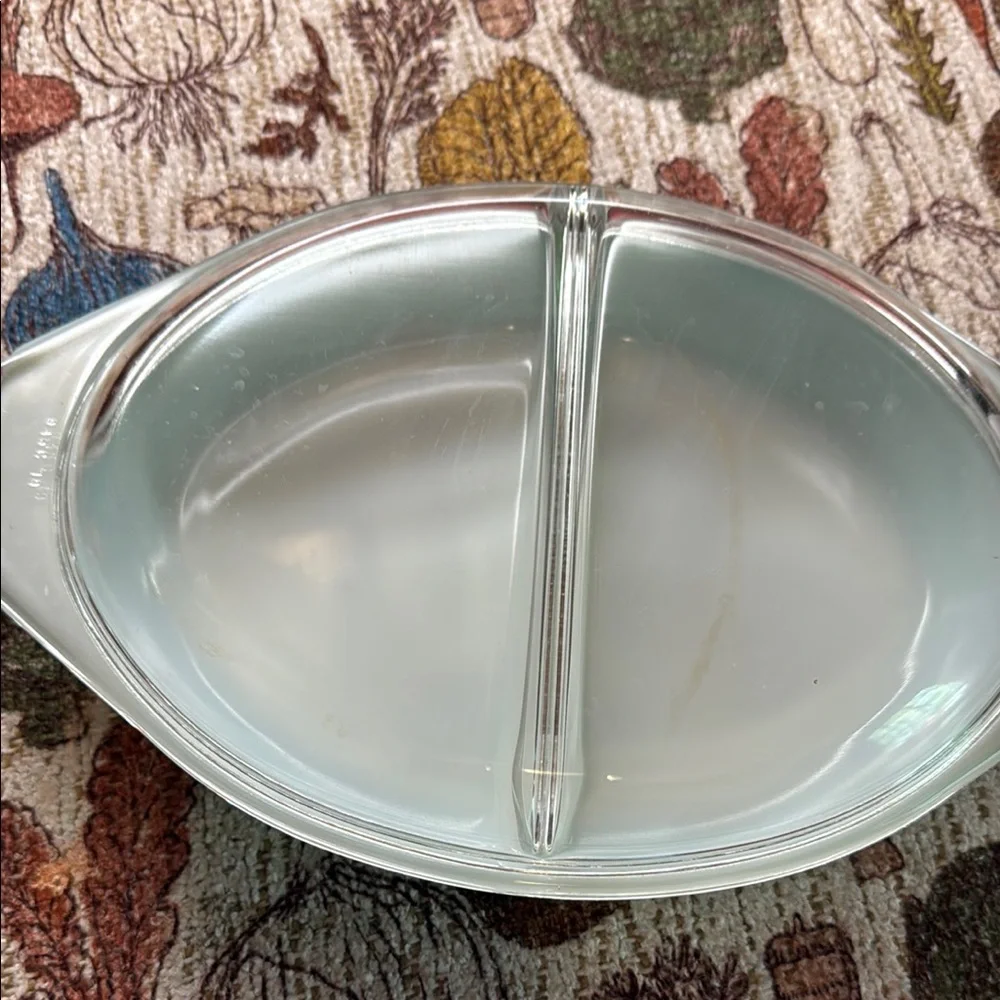 Vintage Pyrex Snowflake Divided Blue and White Food Storage Dish - Picture 2 of 5